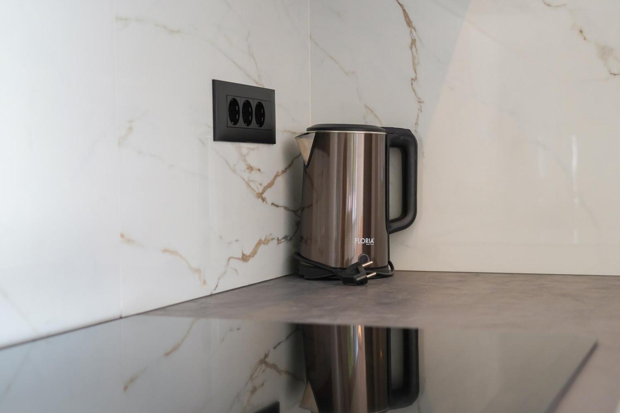 Apartmani Pino Baška Voda Rom bilde